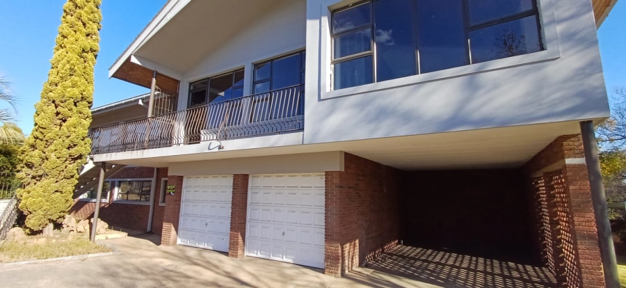 9 Bedroom Property for Sale in Hospitaalheuwel Free State
